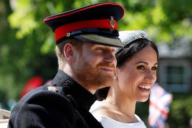 Le Prince Harry En Uniforme Pour Son Mariage Avec Meghan Markle   ( 6