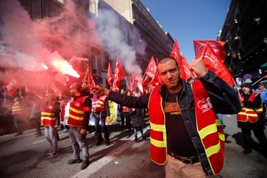 Manifestants à Marseille, jeudi.