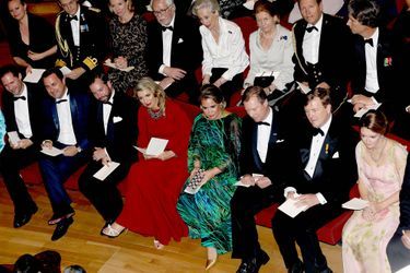 Le grand-duc et la grande-duchesse de Luxembourg avec leur fils aîné et leur belle-fille et le couple royal néerlandais à Luxembourg, le 24 mai 2018