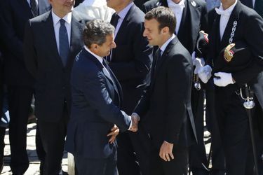 Nicolas Sarkozy et Emmanuel Macron à l'hommage national rendu à Michel Rocard aux Invalides, le 7 juillet 2016.