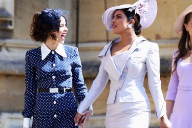 Priyanka Chopra accompagnée d'Abigail Spencer au mariage de Meghan et Harry, le 19 mai 2018.
