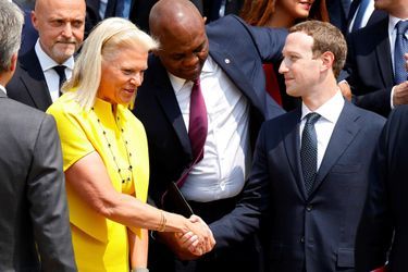 La PDG d&#039;IBM Virginia Rometty et Mark Zuckerberg à l&#039;Elysée, le 23 mai 2018.
