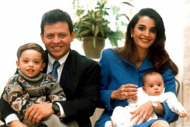 La princesse Iman de Jordanie avec ses parents et son frère le prince Hussein, le 27 septembre 1996