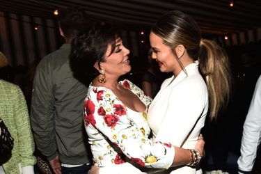 Kris Jenner et Chrissy Teigen, à la soirée GQ, le 28 juin 2016.