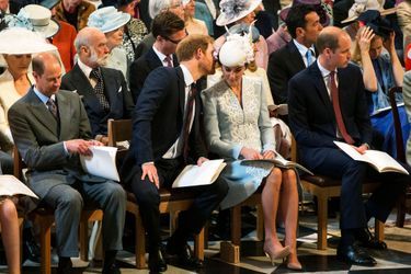 La duchesse Catherine de Cambridge avec les princes Harry et William à Londres, le 10 juin 2016