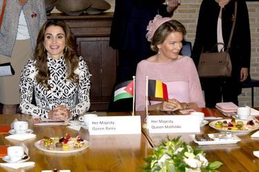 La reine Rania de Jordanie et la reine Mathilde de Belgique à Bruges, le 19 mai 2016