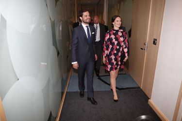 La princesse Sofia, née Hellqvist, et le prince Carl Philip de Suède à Solna, le 7 mai 2017