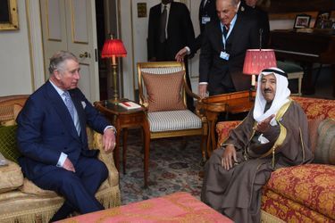 Le prince Charles avec l&#039;émir du Koweït à Londres, le 4 février 2016