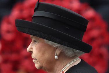 La reine Elizabeth II au Cénotaphe à Londres, le 8 novembre 2015