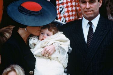 Baptême de la princesse Eugenie, fille du prince Andrew et de Sarah Ferguson, le 23 décembre 1990