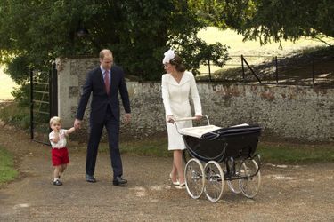 Kate, William et George au baptême de la princesse Charlotte