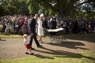 Kate, William et George au baptême de la princesse Charlotte