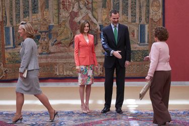 La reine Letizia et le roi Felipe VI d'Espagne reçoivent les Grands d'Espagne à Madrid, le 16 juin 2015