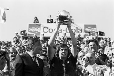 Juin 1976, l&#039;Italien Adriano Panatta vainqueur