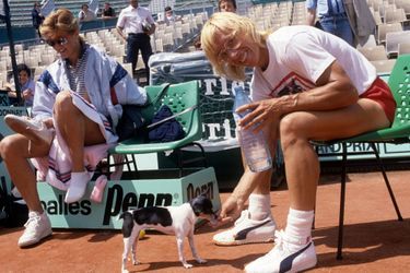 Juin 1985, Martina Navratilova en entraînement avec son chien