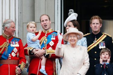 Le prince George a volé la vedette lors des célébrations de l&#039;anniversaire de la reine Elizabeth