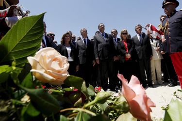 Une minute pour les victimes de Sousse - En Tunisie et au Royaume-Uni