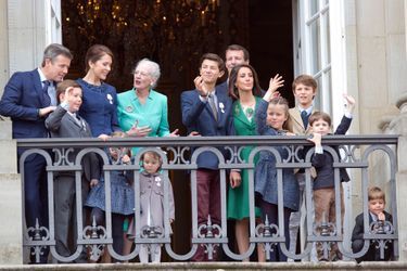 La reine Margrethe II de Danemark en famille à Copenhague, le 16 avril 2015