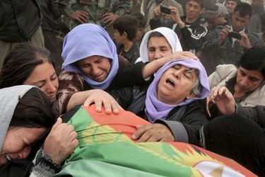 Les femmes kurdes en première ligne - Combattre Daech en Irak