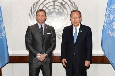 Daniel Craig et Ban Ki-moon à New York le 14 avril 2015