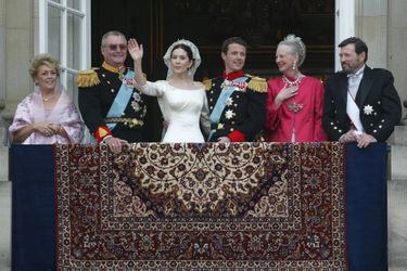 La reine Margrethe II de Danemark lors du mariage de Frederik et Mary, le 14 mai 2004 