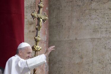 Le pape François prie pour le Kenya 
