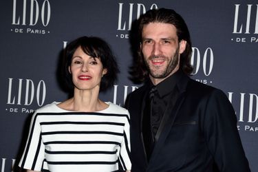 Marie-Claude Pietragalla et son compagnon, Julien Derouault, à Paris le 8 avril 2015