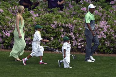 Tiger Woods avec ses enfants et sa compagne, Lindsey Vonn, à Augusta le 8 avril 2015