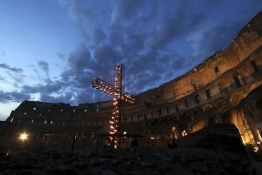 Le pape François prie pour les chrétiens persécutés 