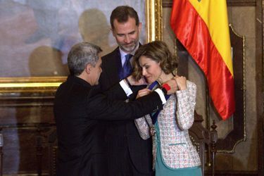 La reine Letizia et le roi Felipe VI d'Espagne avec le maire de Mexico, le 29 juin 2015