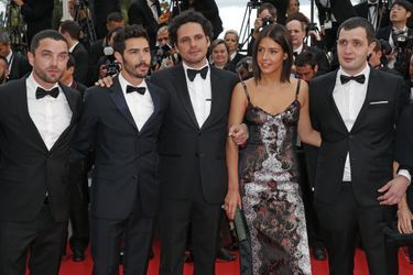 Au Festival de Cannes, le tapis rouge du film "Les Affranchis" avec Tahar Rahim et Adèle Exarchopoulos