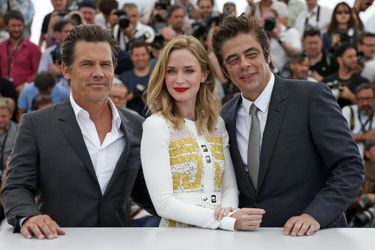 Josh Brolin, Emily Blunt et Benicio del Toro à Cannes le 19 mai 2015