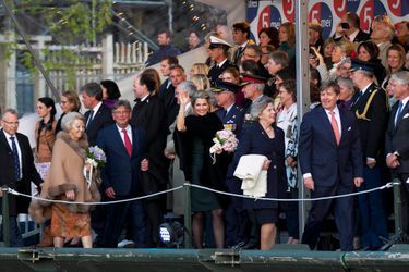 La princesse Beatrix, la reine Maxima et le roi Willem-Alexander des Pays-Bas à Amsterdam, le 5 mai 2015