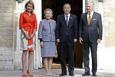 La reine Mathilde et le roi Philippe de Belgique avec Ban Ki-moon et sa femme à Bruxelles, le 27 mai 2015