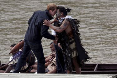 Le prince Harry en excursion sur la rivière Whanganui, le 14 mai 2015