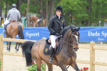 Charlotte Casiraghi au Grand Prix Classic de Fontainebleau, le 14 mai 2015