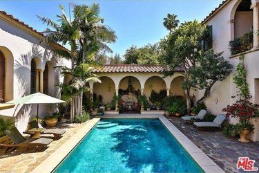 Divorcés, Melanie Griffith et Antonio Banderas mettent en vente leur propriété de Los Angeles pour 16 millions de dollars