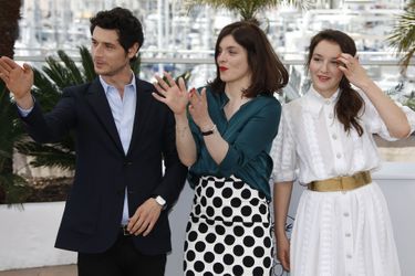 Jérémie Elkaïm, Valérie Donzelli et Anaïs Demoustier à Cannes le 19 mai 2015