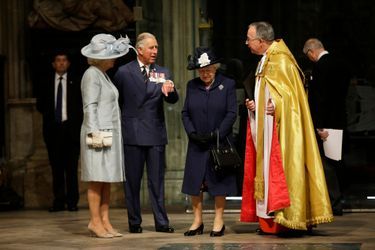 La reine Elizabeth II avec le prince Charles et Camilla à l&#039;abbaye de Westminster, le 10 mai 2015