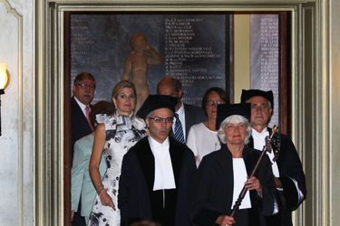 La reine Maxima des Pays-Bas avec le professeur Javier A. Couso à Utrecht, le 18 mai 2015