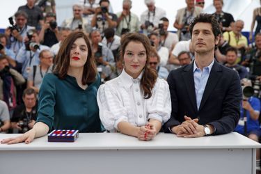 Valérie Donzelli, Anaïs Demoustier et Jérémie Elkaïm à Cannes le 19 mai 2015