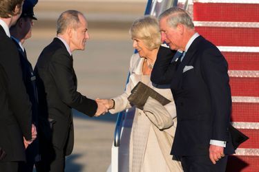 Le prince Charles et Camilla Parker-Bowles arrivent à  la base aérienne d&#039;Andrews, près de Washington, le 17 mars 2015