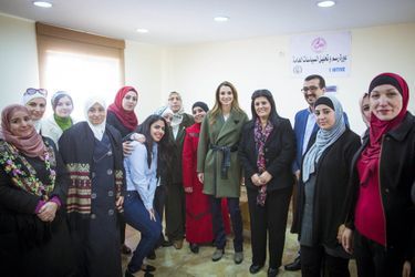 La reine Rania de Jordanie en visite à l’association de charité des femmes tchétchènes, mercredi 18 février. 