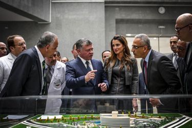 La reine Rania de Jordanie en visite au nouvel hôpital public de Zarka, 28 janvier dernier.