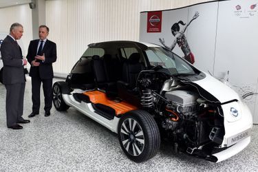 Le prince Charles visite l’usine Nissan UK à Sunderland, le 20 janvier 2015
