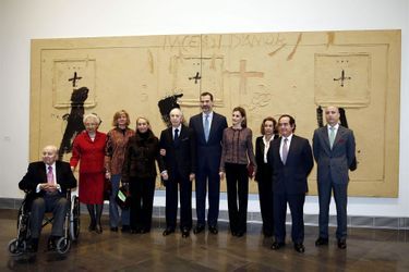 Le roi Felipe et la reine Letizia au musée de l’Université de Navarre à Pampelune, le 22 janvier 2015 