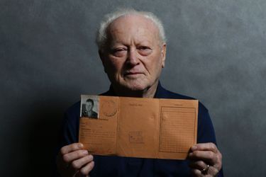 En arrivant à Auschwitz Birkenau, Janos Forgacs a entendu un garde lui dire d&#039;abandonner ses biens car il n&#039;en aurait plus besoin