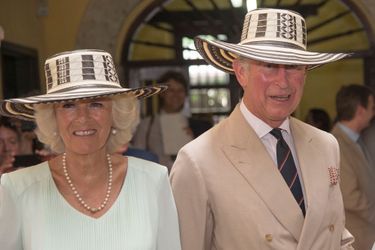 Sacrés panamas pour le prince Charles et Camilla, à Cartagène le 31 octobre 2014
