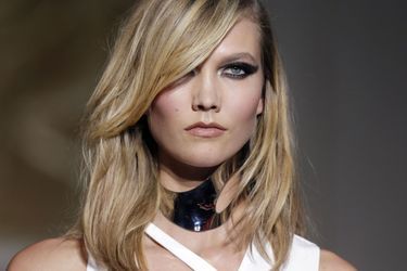 Versace présente sa collection Haute Couture