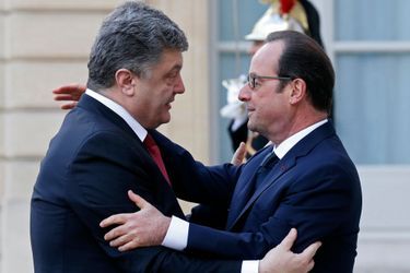 Le président ukrainien Petro Poroshenko et François Hollande